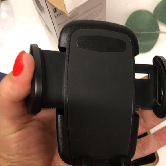 iPhone PHONE HOLDER MOUNT for CAR easy to use black hard plastic - Picture 15 of 15